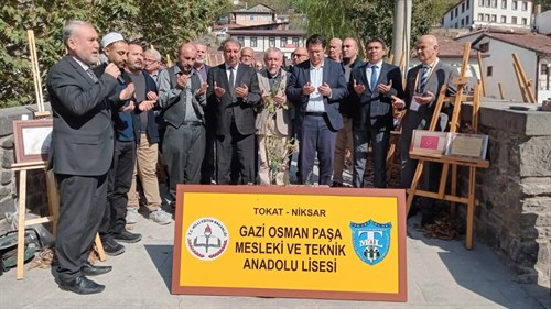 Ustalara Vefa Sergisi